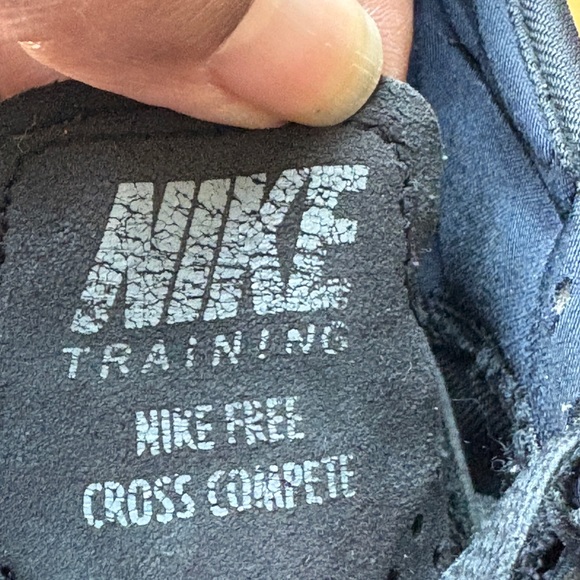 Nike Free Cross Compete Training Shoes - Picture 8 of 9